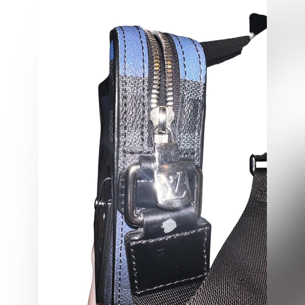 NEW Louis Vuitton Damier Graphite Alpha Messenger Bag​ - Picture 7 of 10